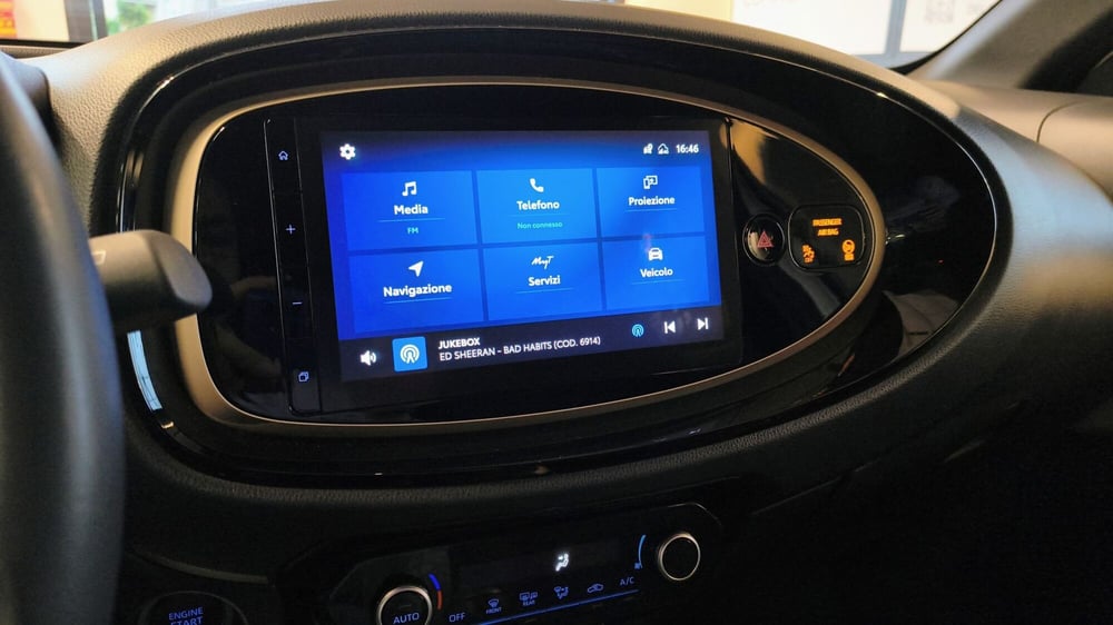 Toyota Aygo X usata a Catanzaro (13)