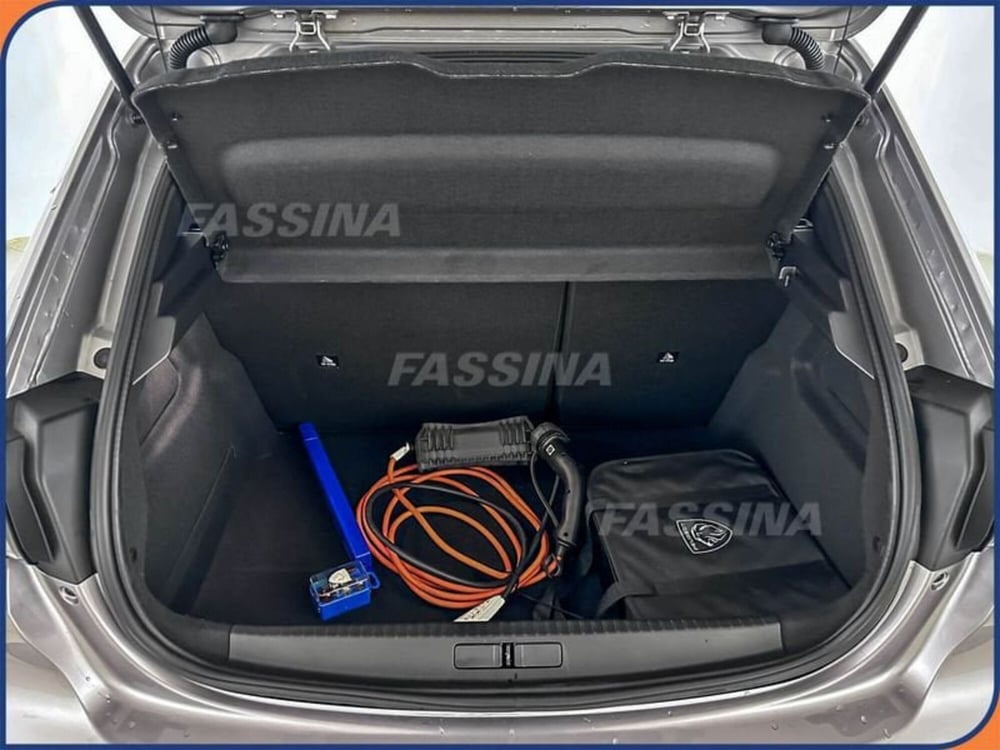 Peugeot 208 usata a Milano (10)