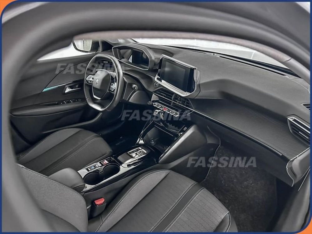 Peugeot 208 usata a Milano (13)