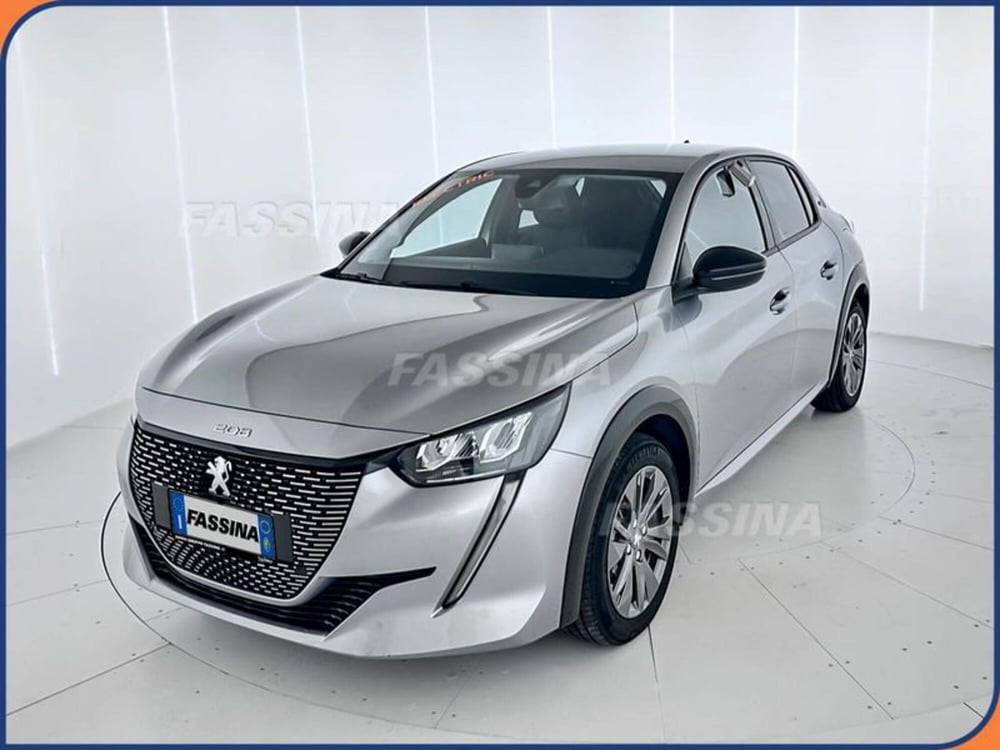 Peugeot 208 usata a Milano (3)
