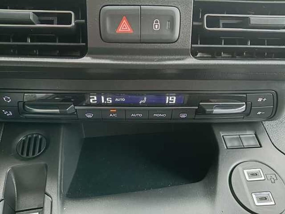 Citroen Berlingo nuova a Milano (17)