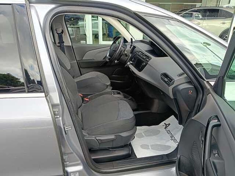 Citroen Grand C4 SpaceTourer usata a Milano (13)