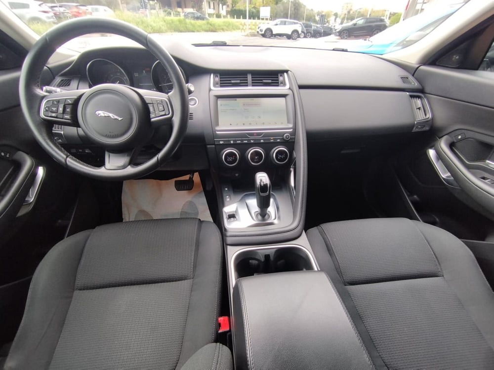 Jaguar E-Pace usata a Arezzo (11)