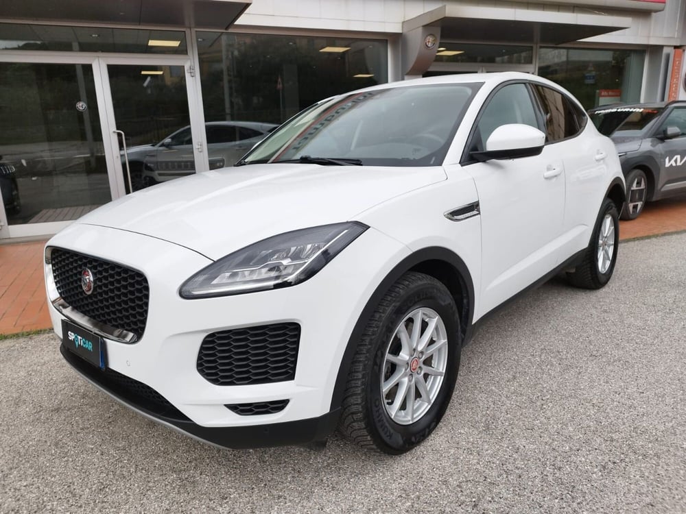 Jaguar E-Pace usata a Arezzo (2)