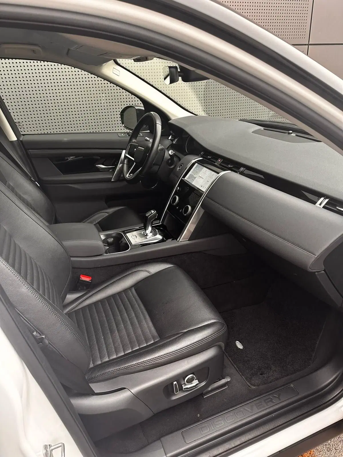 Land Rover Discovery Sport usata a Chieti (4)