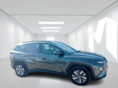 Hyundai Tucson 1.6 hev Xtech 2wd auto del 2022 usata a Latina