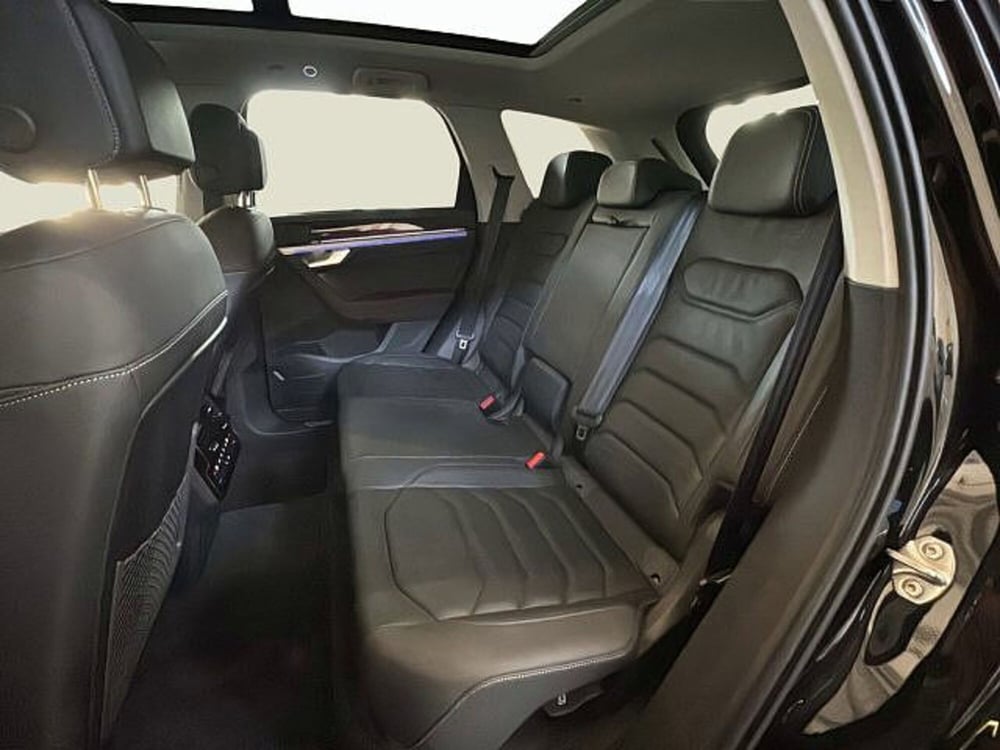 Volkswagen Touareg usata a Vicenza (19)