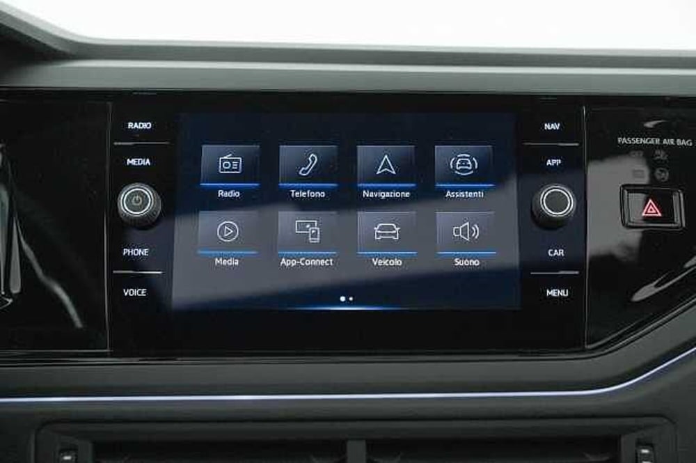 Volkswagen Taigo usata a Como (15)
