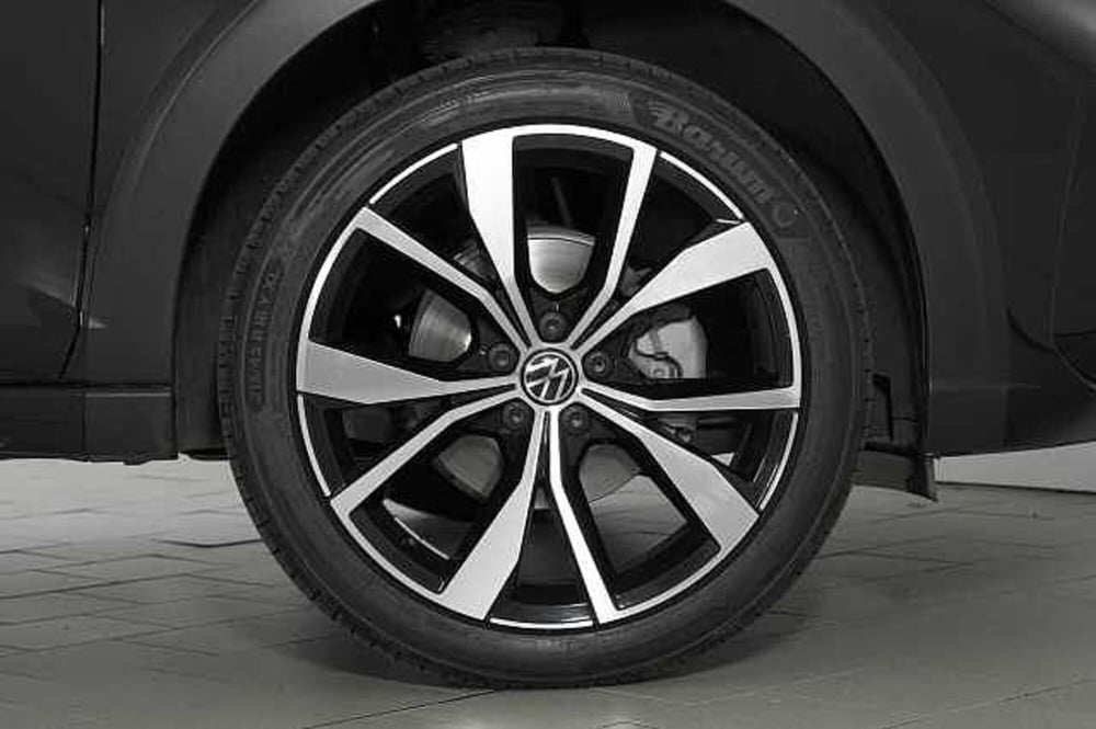 Volkswagen Taigo usata a Como (7)