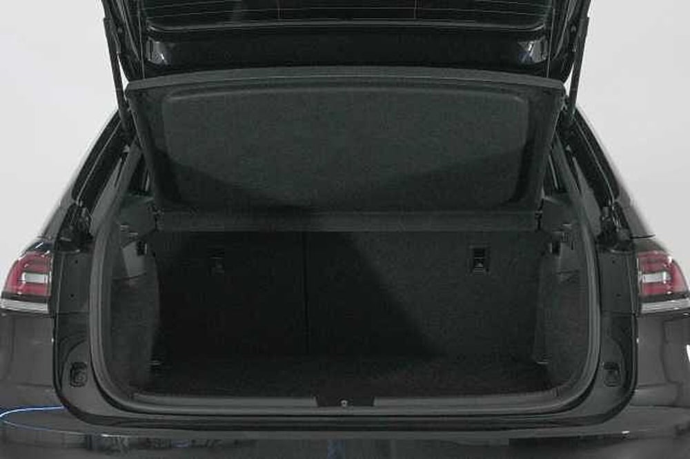 Volkswagen Taigo usata a Como (8)