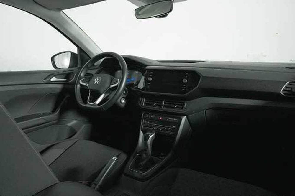 Volkswagen T-Cross usata a Como (12)