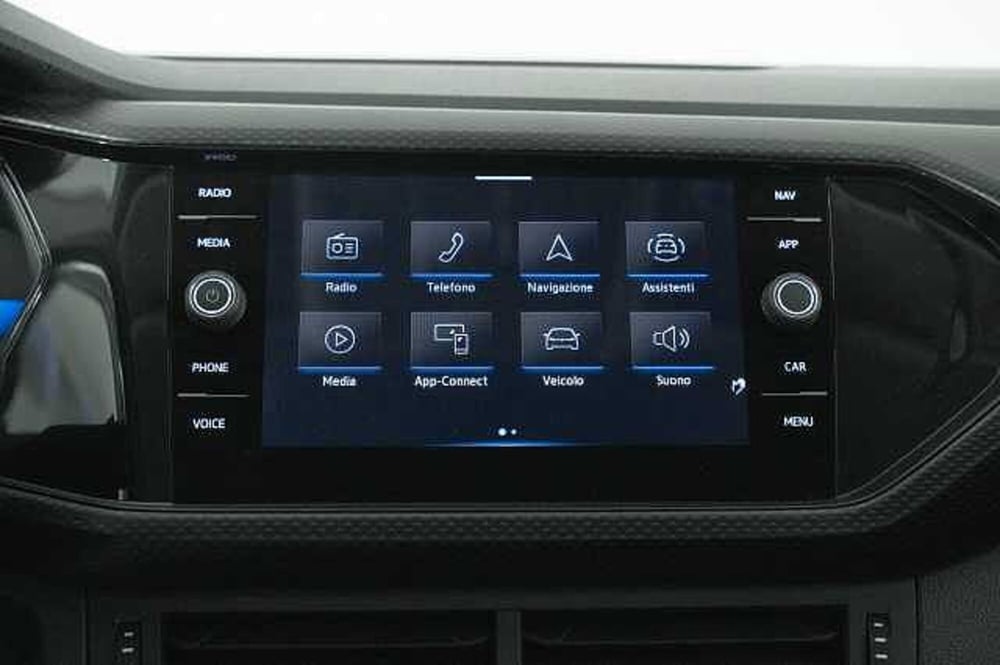 Volkswagen T-Cross usata a Como (16)