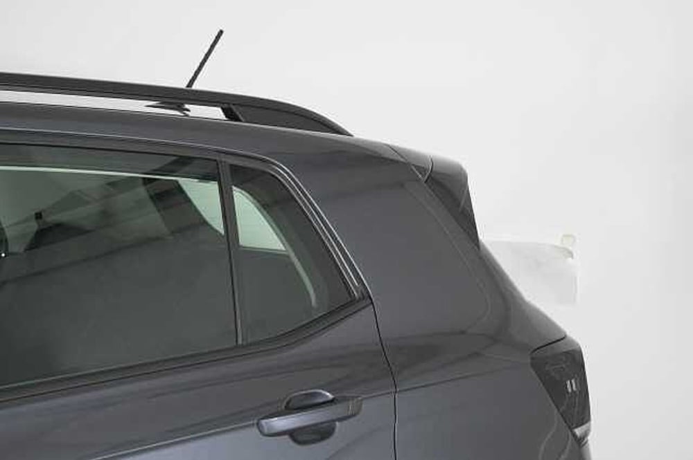 Volkswagen T-Cross usata a Como (7)