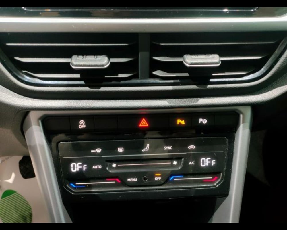 Volkswagen T-Roc usata a Aosta (11)