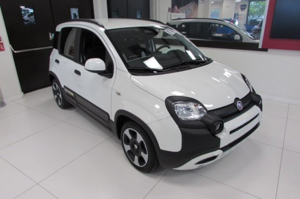 Fiat Panda nuova a Milano (2)