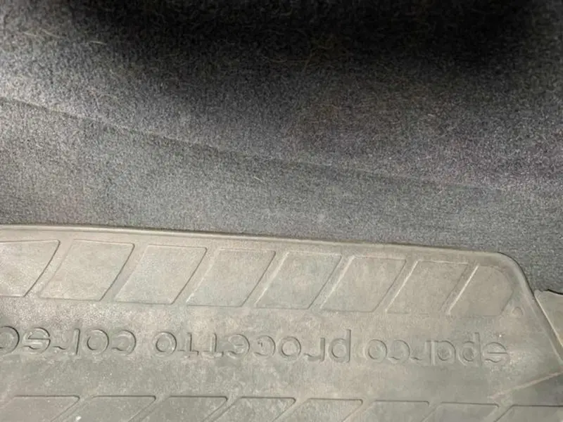 Land Rover Discovery Sport usata a Lucca (11)