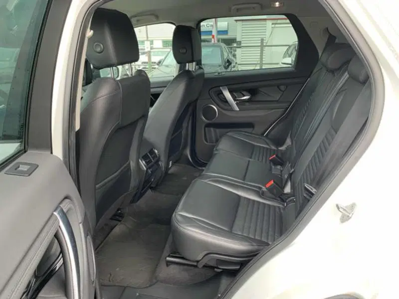 Land Rover Discovery Sport usata a Lucca (8)