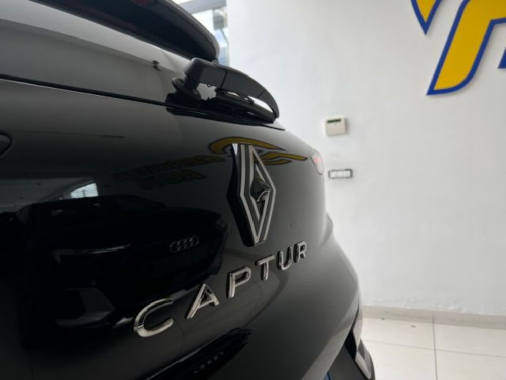 Renault Captur nuova a Napoli (12)