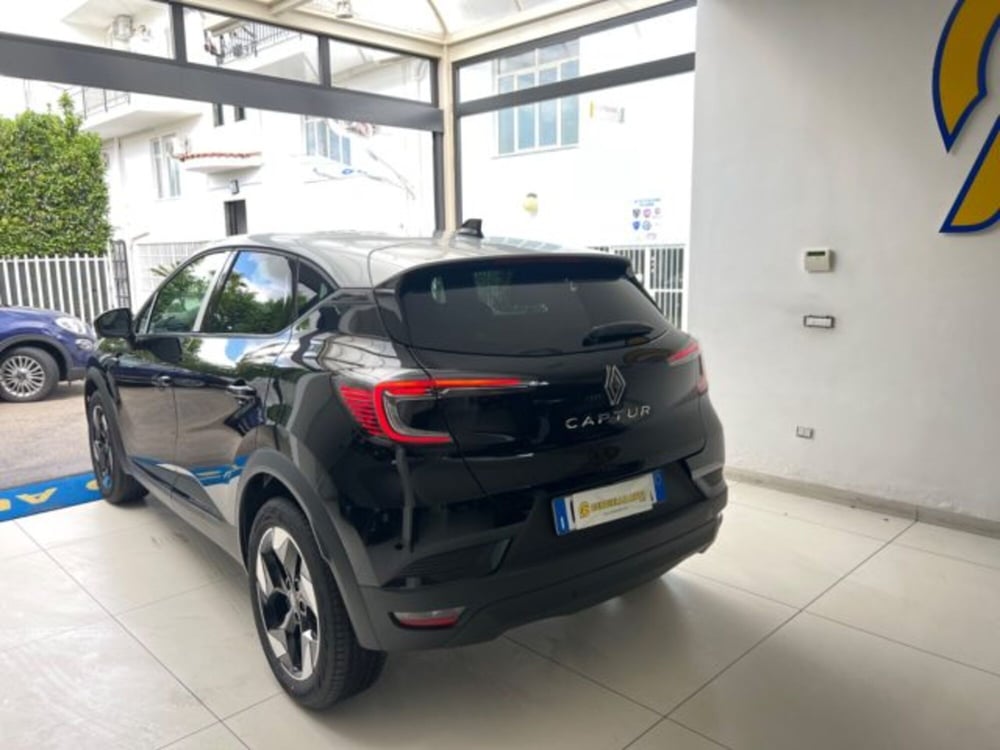 Renault Captur nuova a Napoli (8)