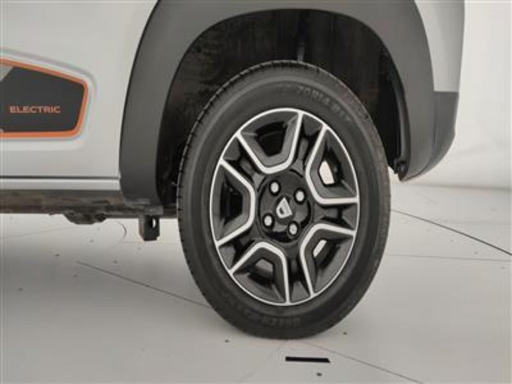 Dacia Spring usata a Bari (12)