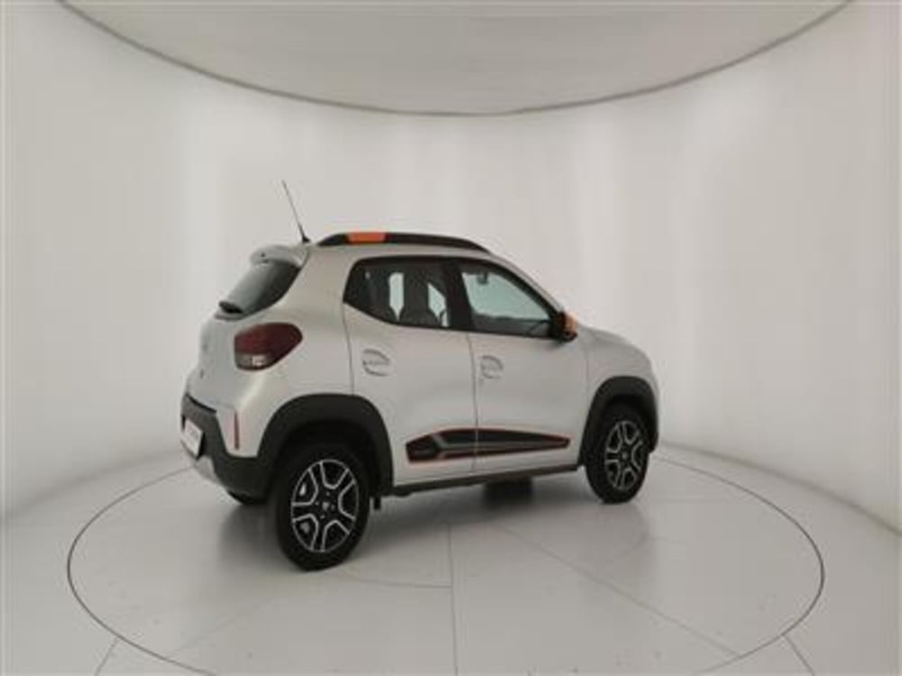 Dacia Spring usata a Bari (8)