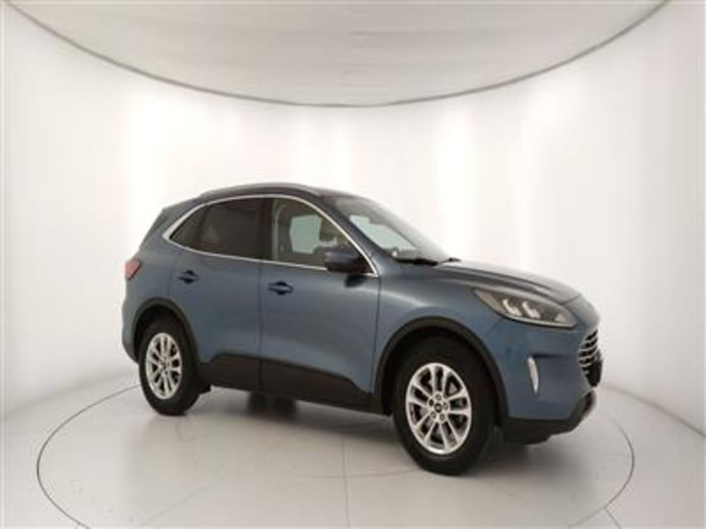Ford Kuga usata a Bari (10)