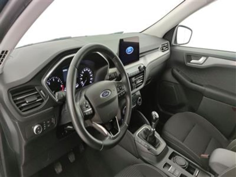Ford Kuga usata a Bari (14)