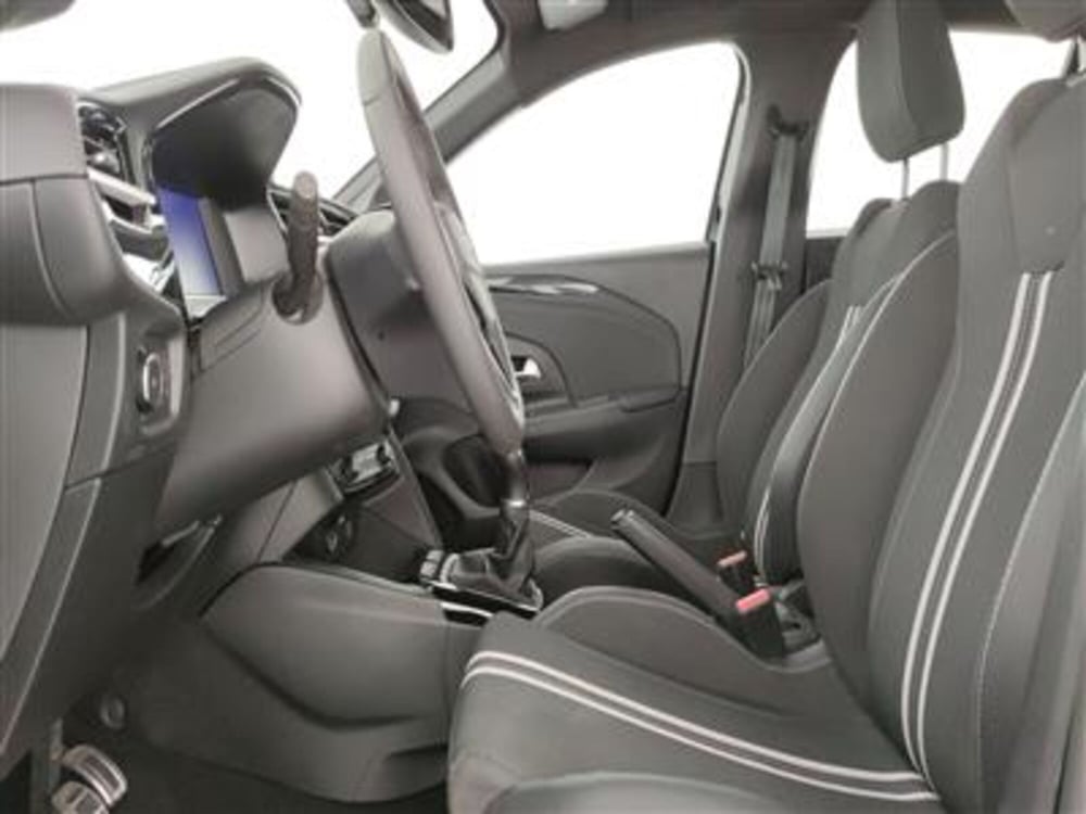 Opel Corsa usata a Bari (12)