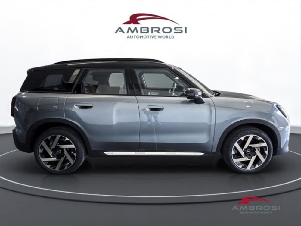 MINI Mini Countryman nuova a Perugia (5)