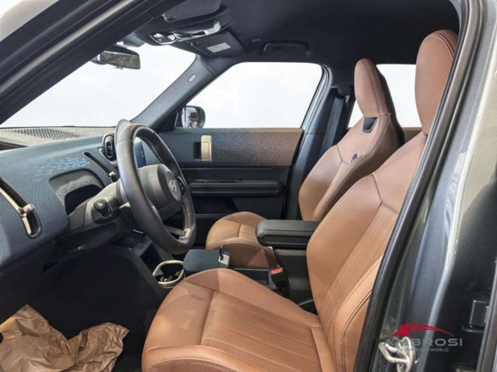 MINI Mini Countryman nuova a Perugia (9)