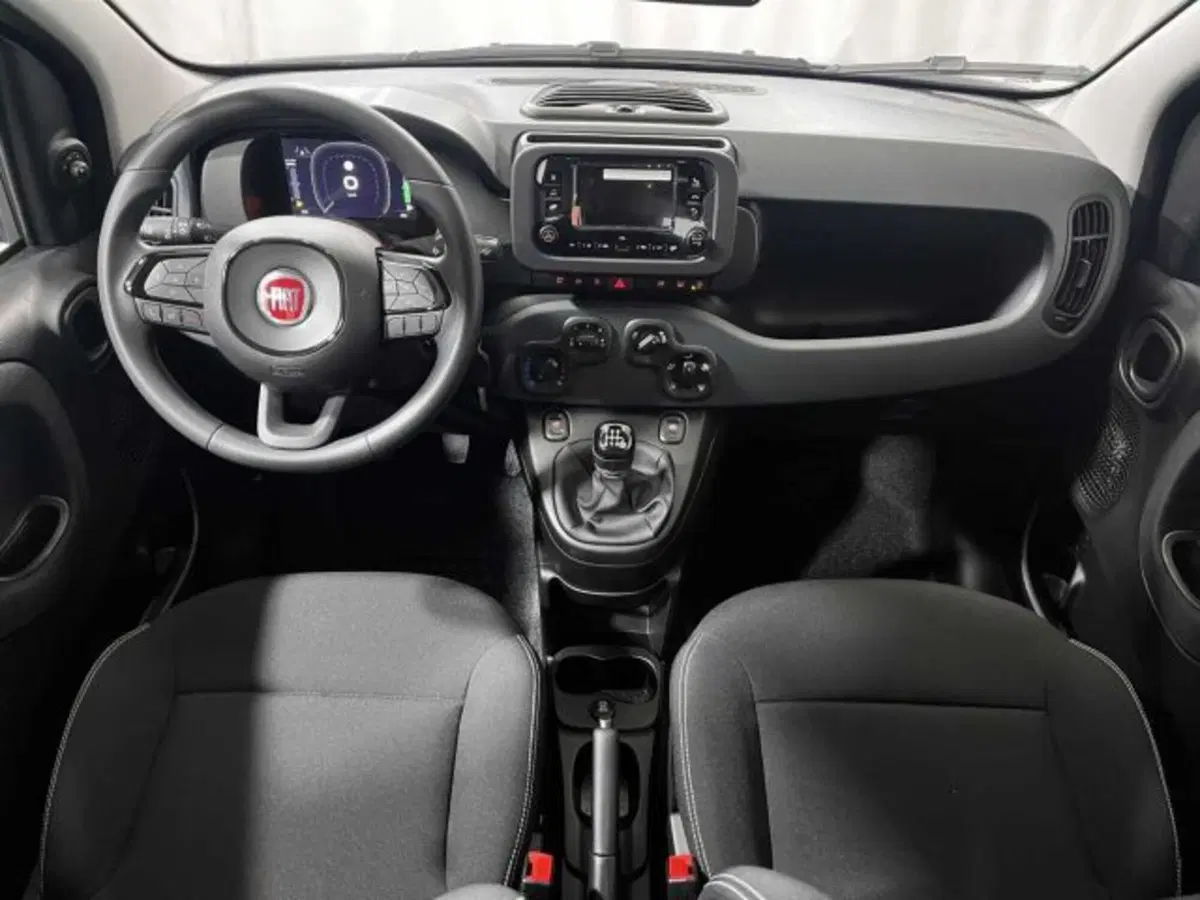 Fiat Panda nuova a Sondrio (12)