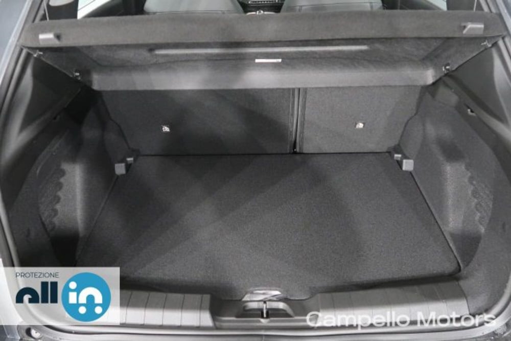 Jeep Avenger nuova a Venezia (16)