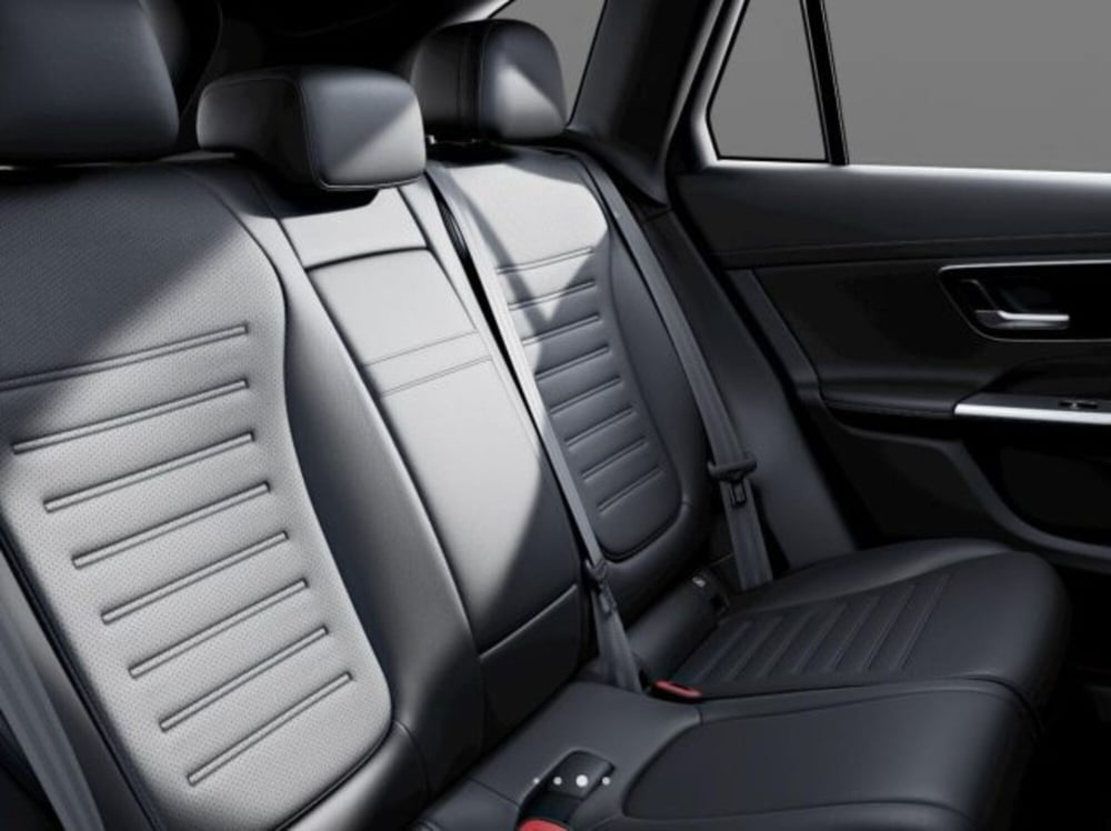 Mercedes-Benz GLC nuova a Verona (7)