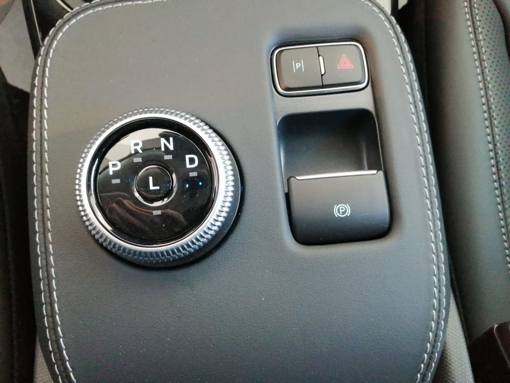 Ford Mustang Mach-E nuova a Brescia (18)