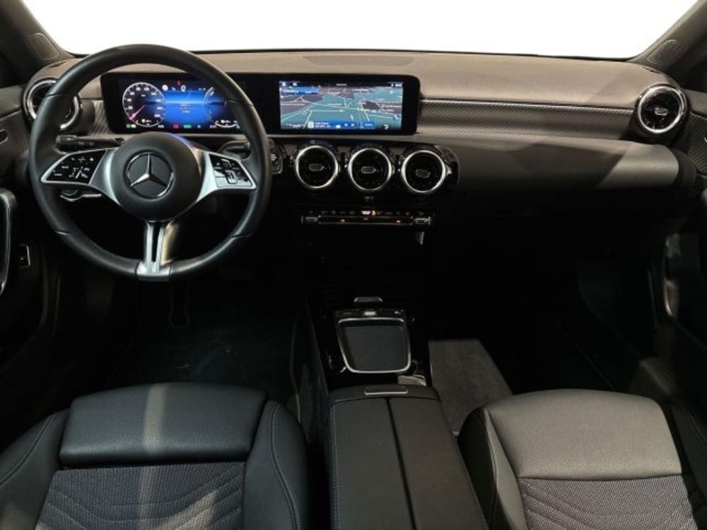Mercedes-Benz Classe A Sedan usata a Bologna (9)