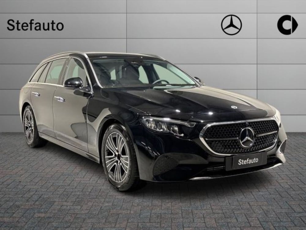 Mercedes-Benz Classe E Station Wagon nuova a Bologna