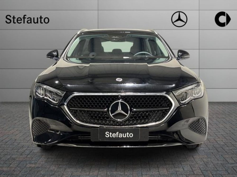 Mercedes-Benz Classe E Station Wagon nuova a Bologna (4)
