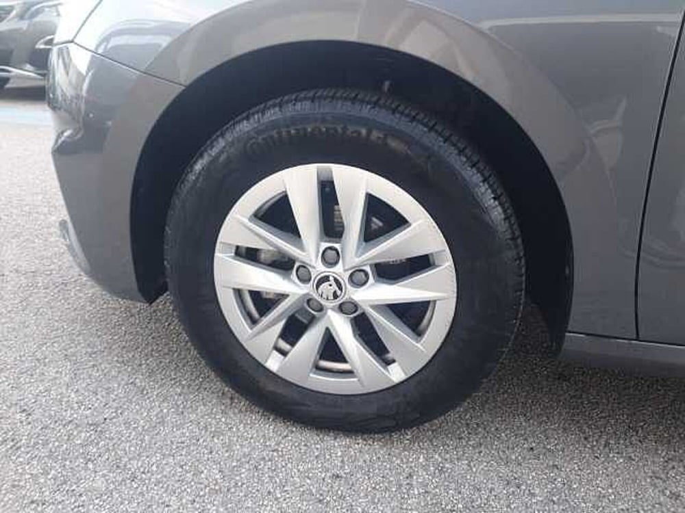 Skoda Fabia usata a Ancona (14)