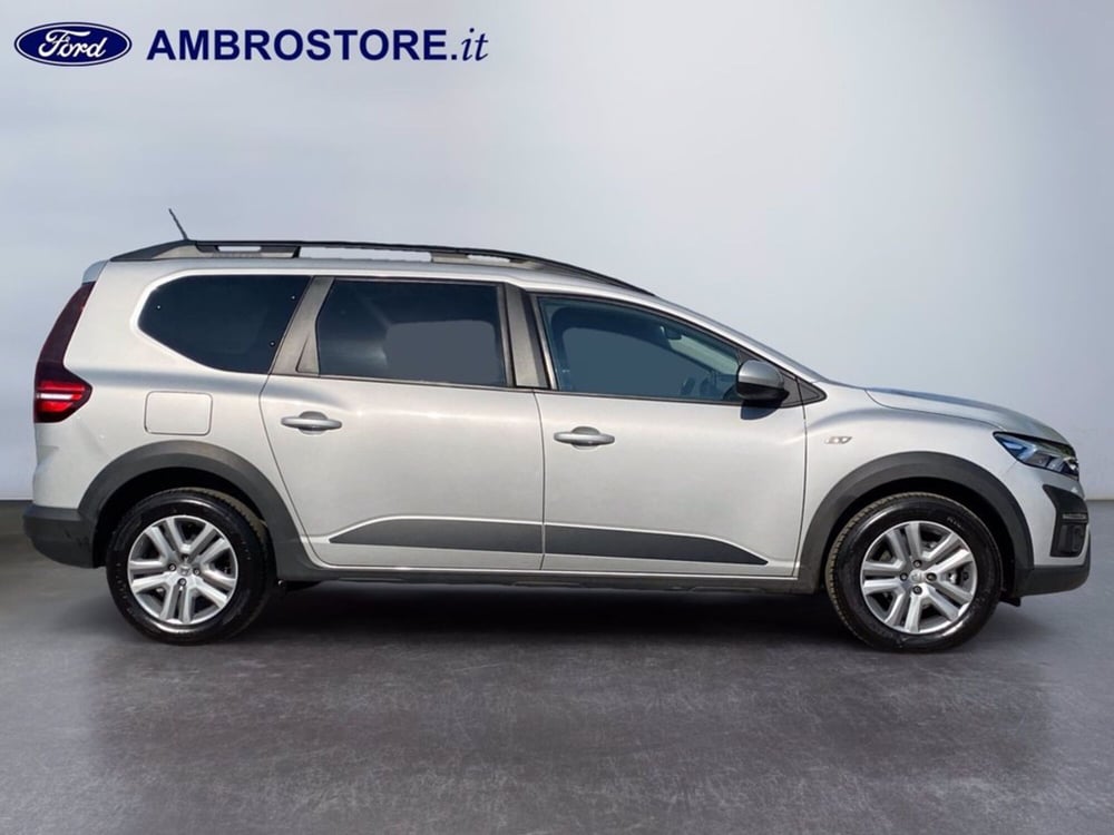 Dacia Jogger usata a Milano (4)
