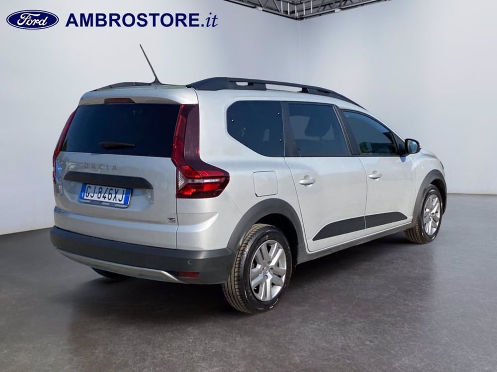 Dacia Jogger usata a Milano (5)
