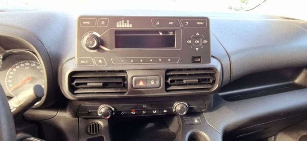 Opel Combo Furgone usata a Oristano (11)