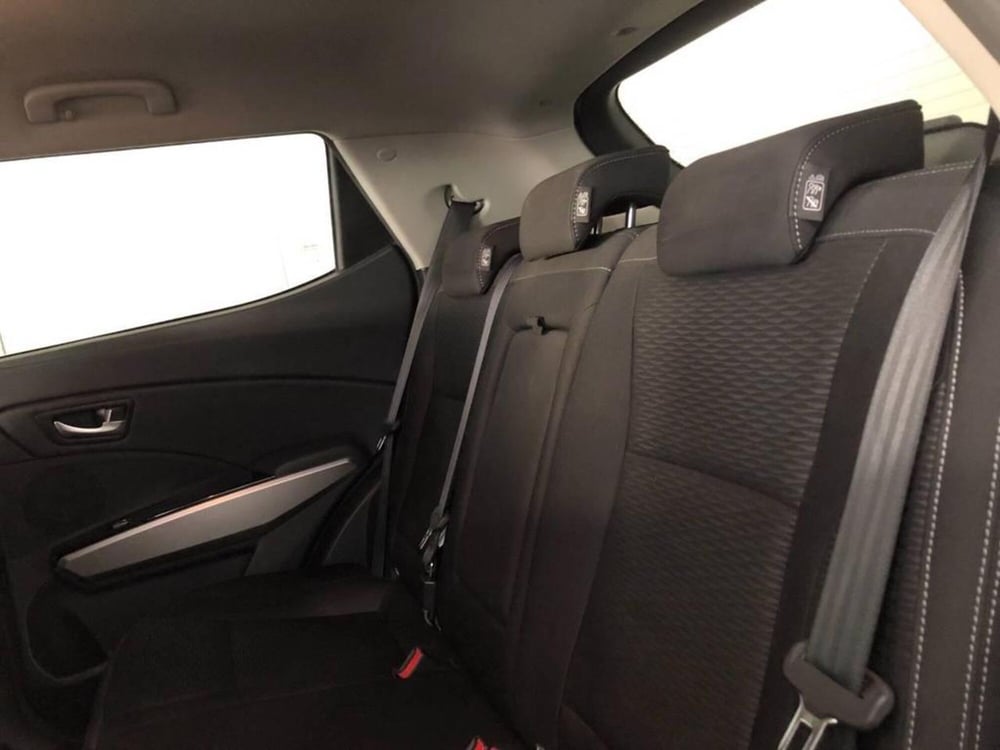 Ssangyong Tivoli usata a Torino (11)