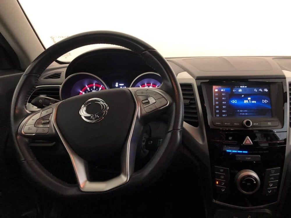Ssangyong Tivoli usata a Torino (13)