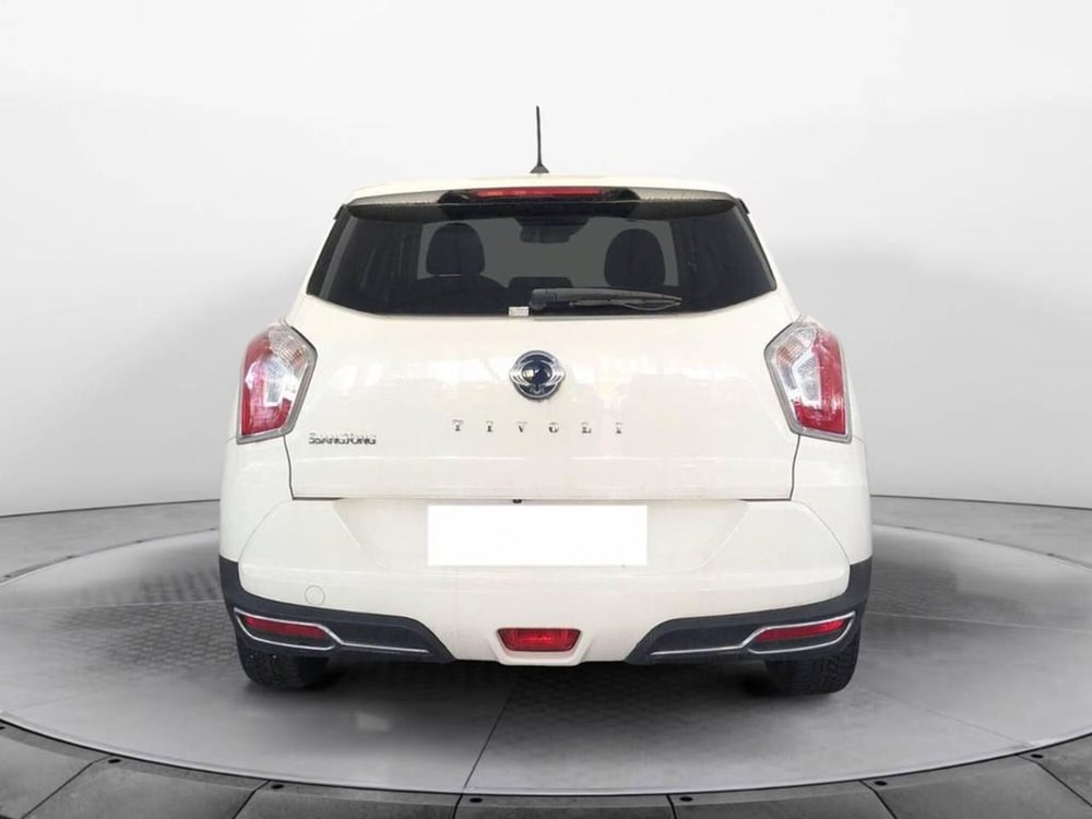 Ssangyong Tivoli usata a Torino (5)