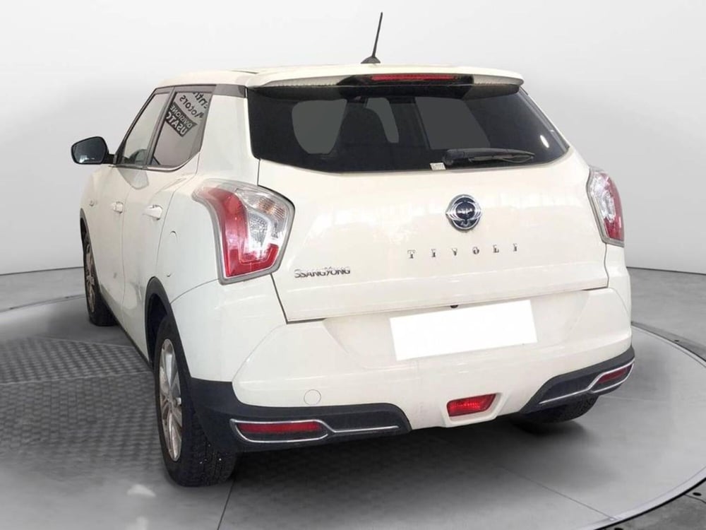 Ssangyong Tivoli usata a Torino (6)
