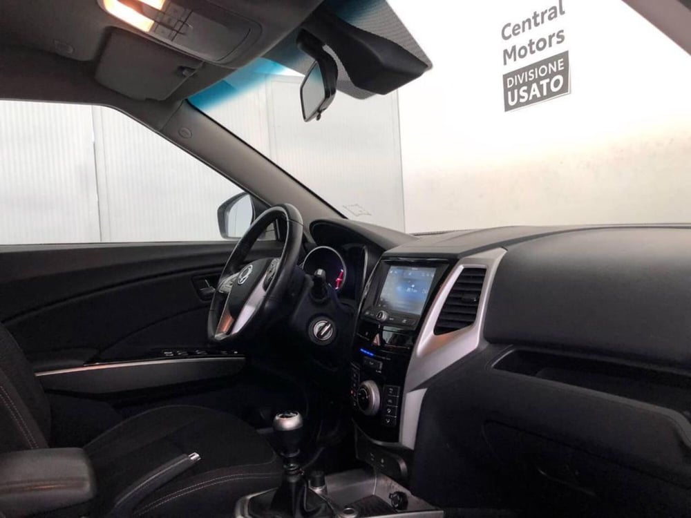 Ssangyong Tivoli usata a Torino (8)
