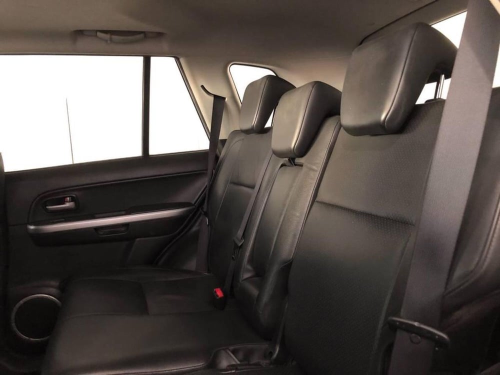 Suzuki Grand Vitara usata a Torino (11)