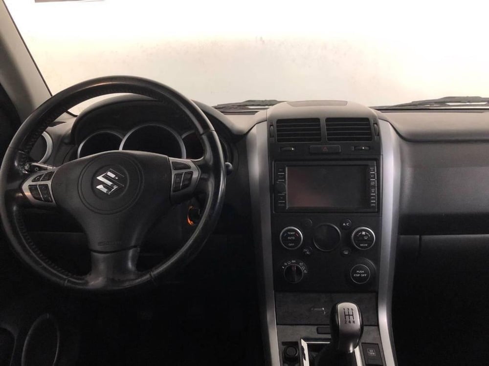Suzuki Grand Vitara usata a Torino (12)
