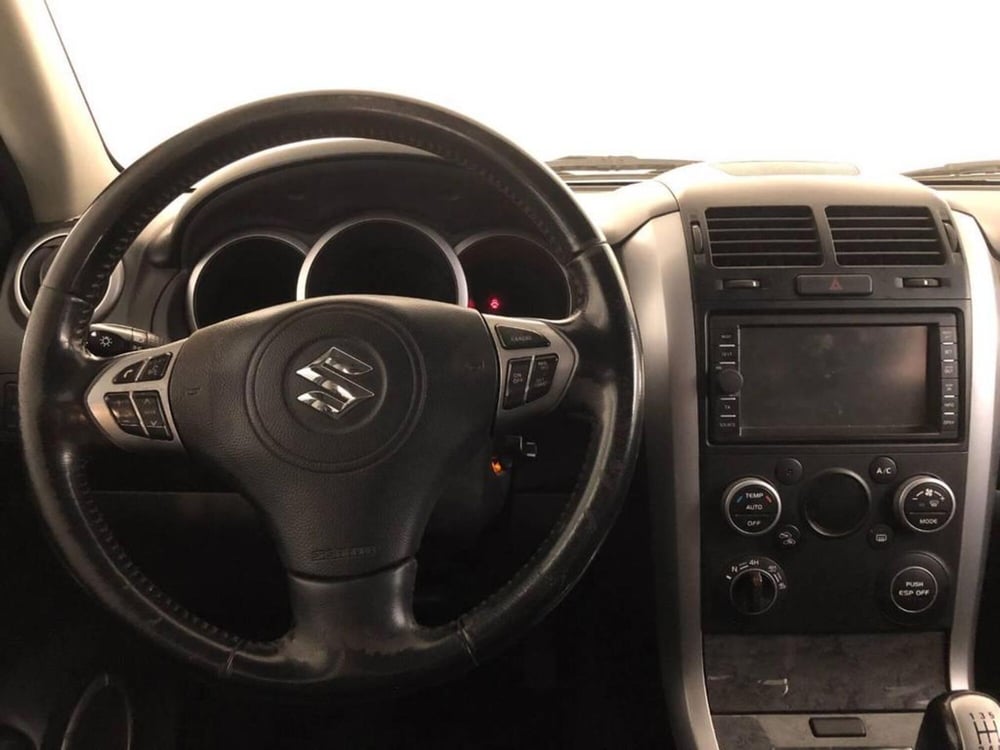Suzuki Grand Vitara usata a Torino (13)