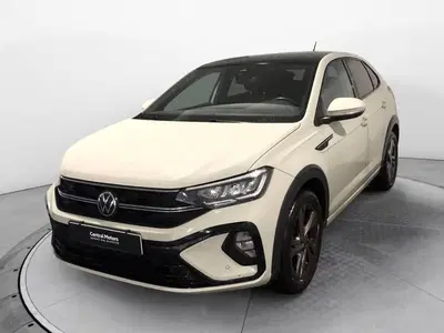 Volkswagen Taigo 1.0 TSI 110 CV DSG R-Line del 2022 usata a Torino